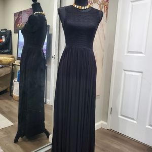 Long Flowing Juniors Dress
